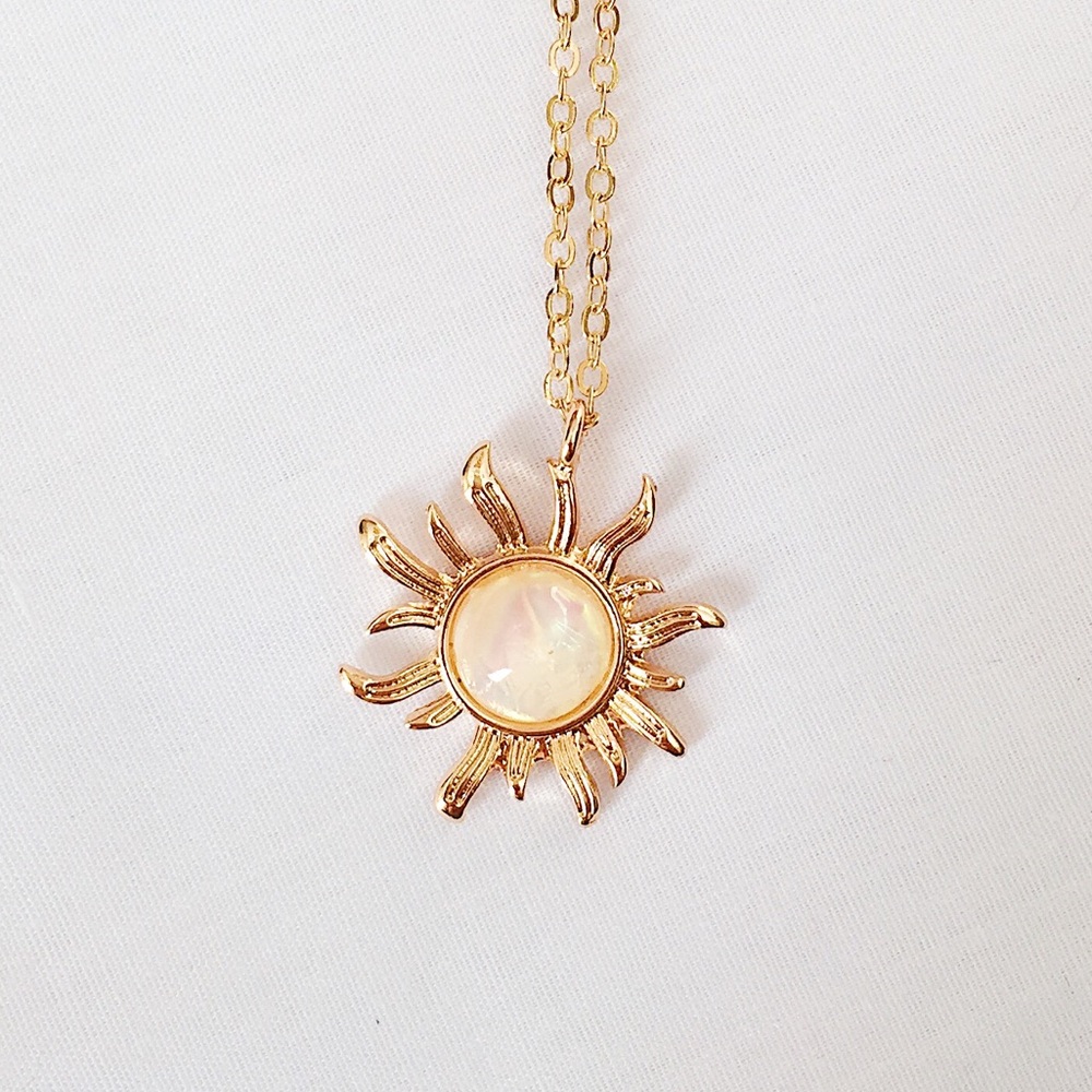 opal soleil necklace